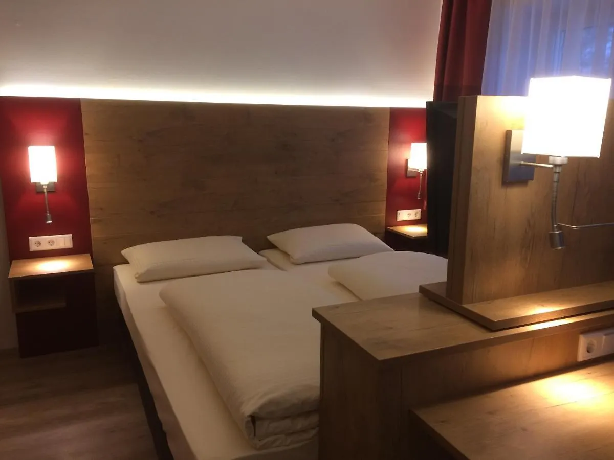 Pension Alter Wirt Enkering Inn