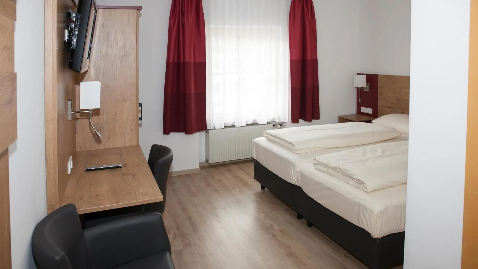 Inn Pension Alter Wirt Enkering