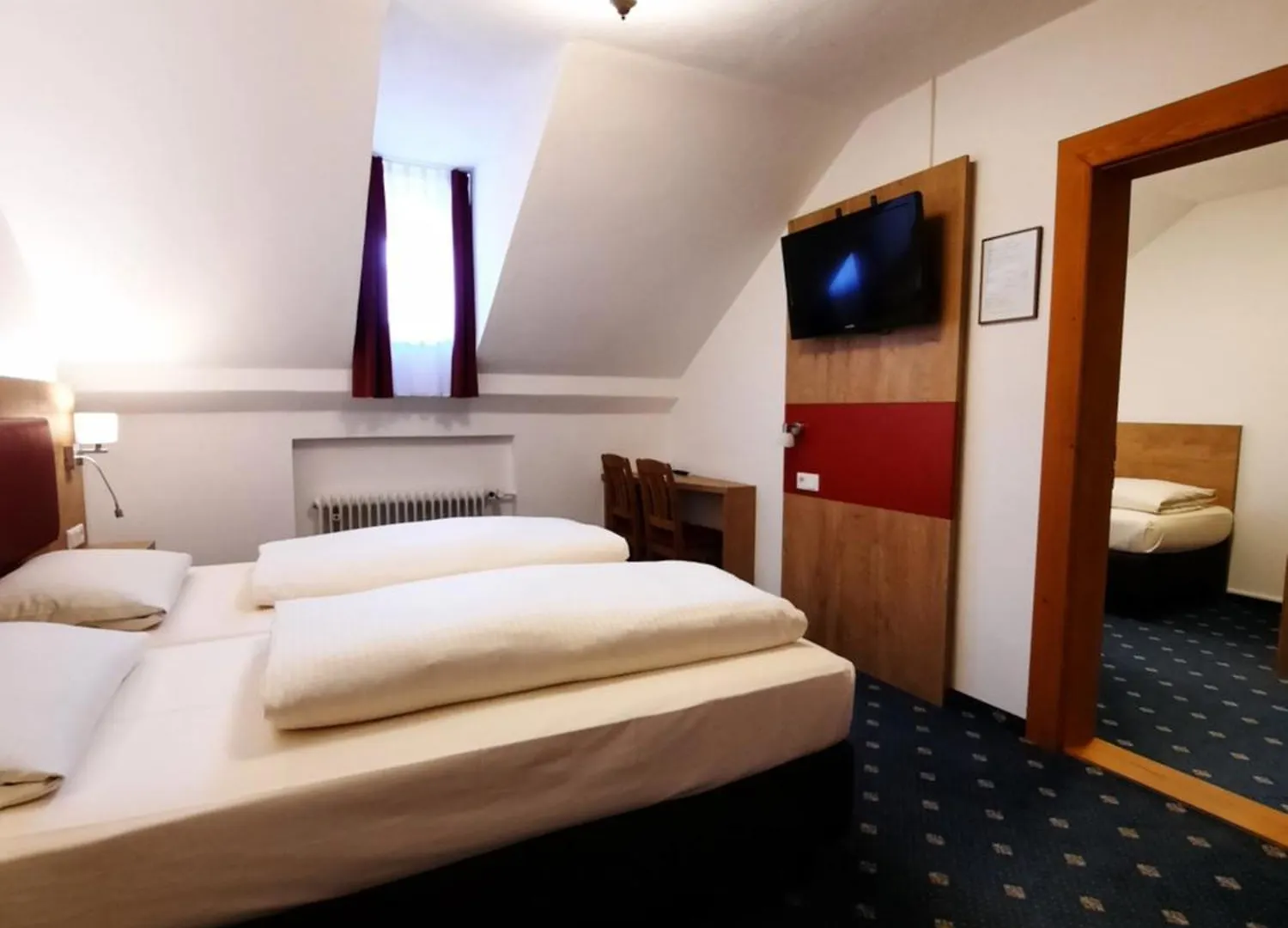 Inn Pension Alter Wirt Enkering Germany